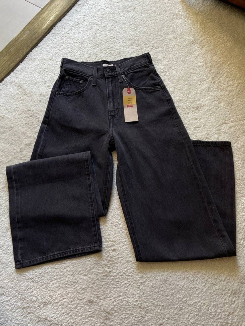 NWT Levi's Cinch Baggy High Rise Women's Jeans Size 24/31